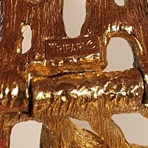 TRIFARI Cuff Watch/Bracelet designed by Jonathan Bailey Sculptureaque Series.